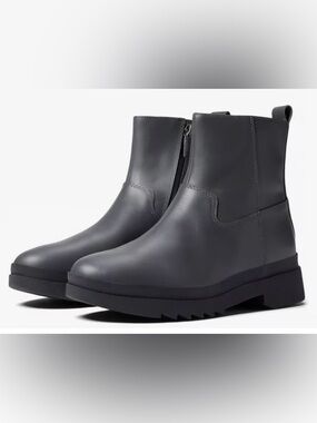 Eileen fisher floyd waterproof leather bootie in graphite grey women’s size 5